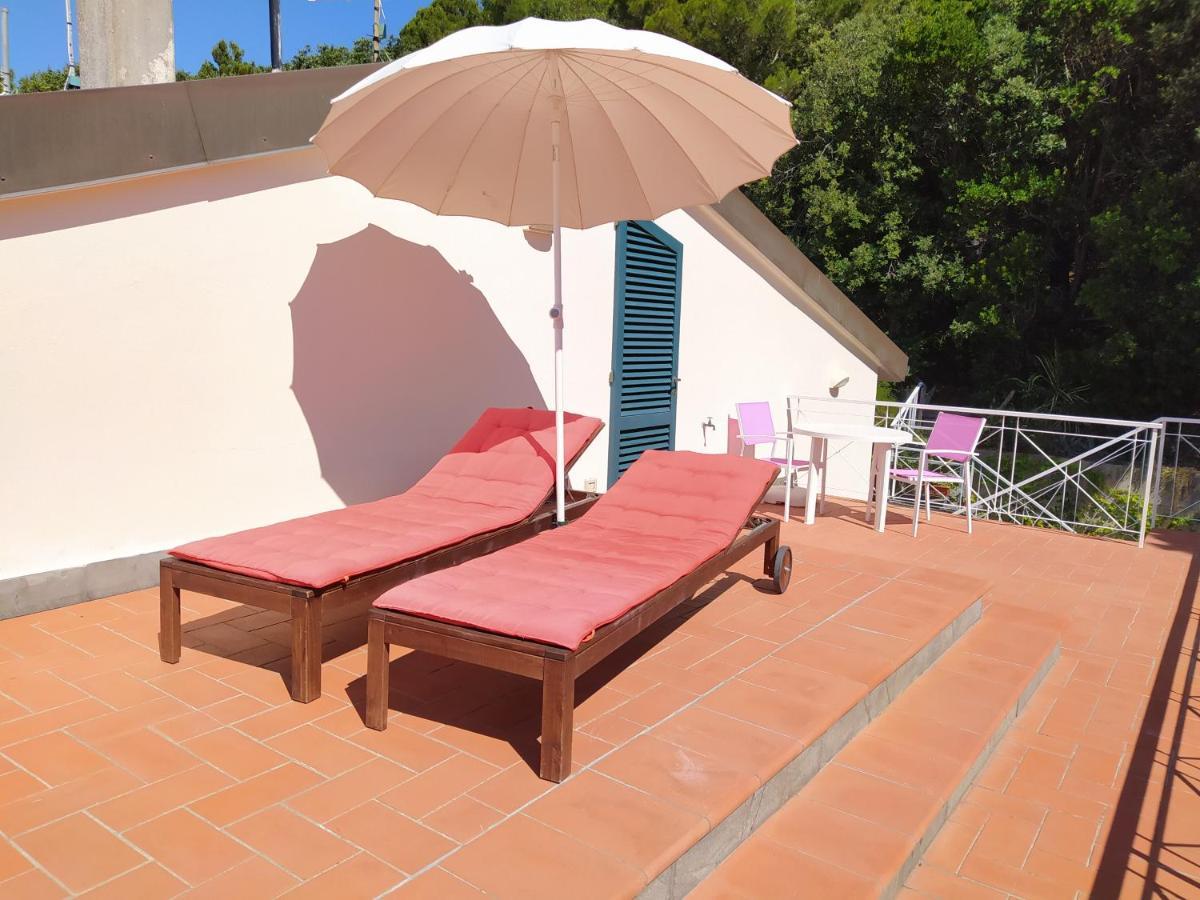 Villa Tra Mare E Bosco Nella Splendida Quercianella Exterior foto
