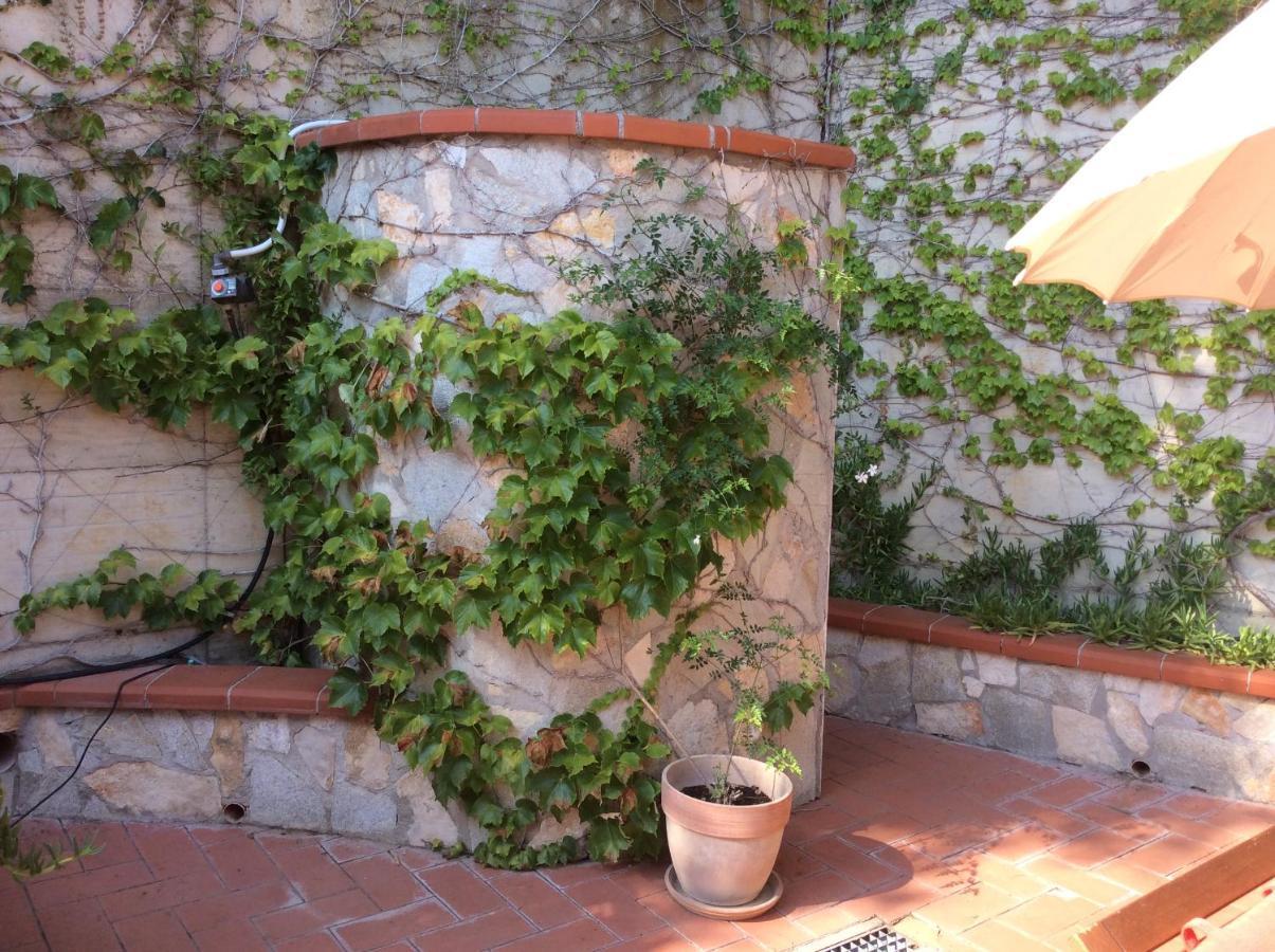 Villa Tra Mare E Bosco Nella Splendida Quercianella Exterior foto