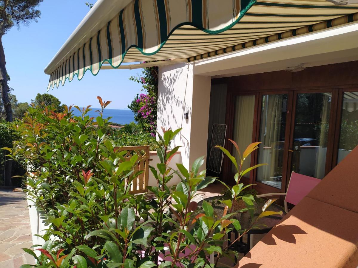 Villa Tra Mare E Bosco Nella Splendida Quercianella Exterior foto
