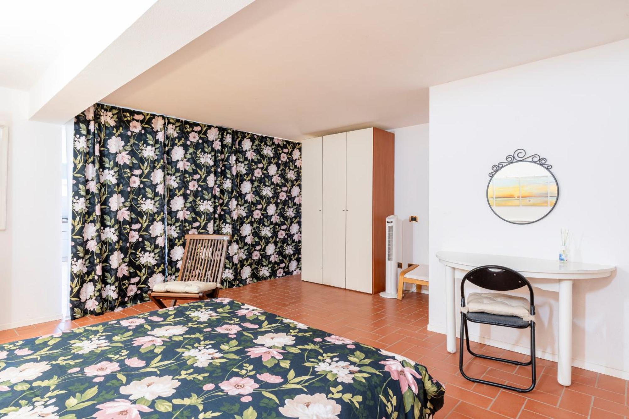 Villa Tra Mare E Bosco Nella Splendida Quercianella Zimmer foto